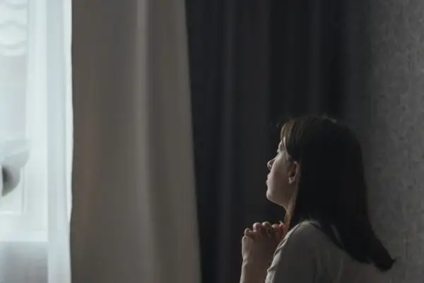 How Bipolar Disorder Manifests in Adults