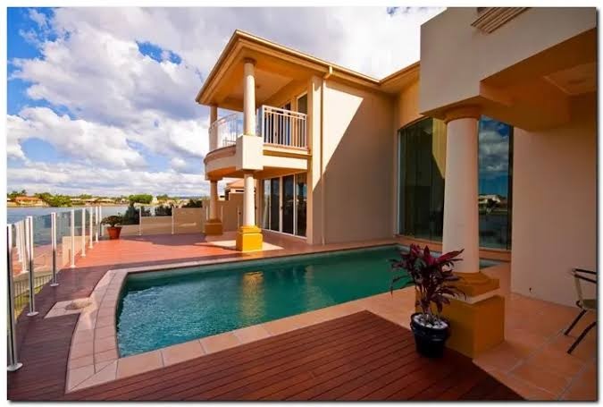 Is Luxury Rehab in Florida Worth It? What You Should Know Before Choosing a Program - Revolution Recovery Centers